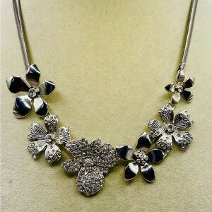 Silver Tone Necklace w/Cluster of Rhinestone Flowers. 15 inch, 3 inch extender